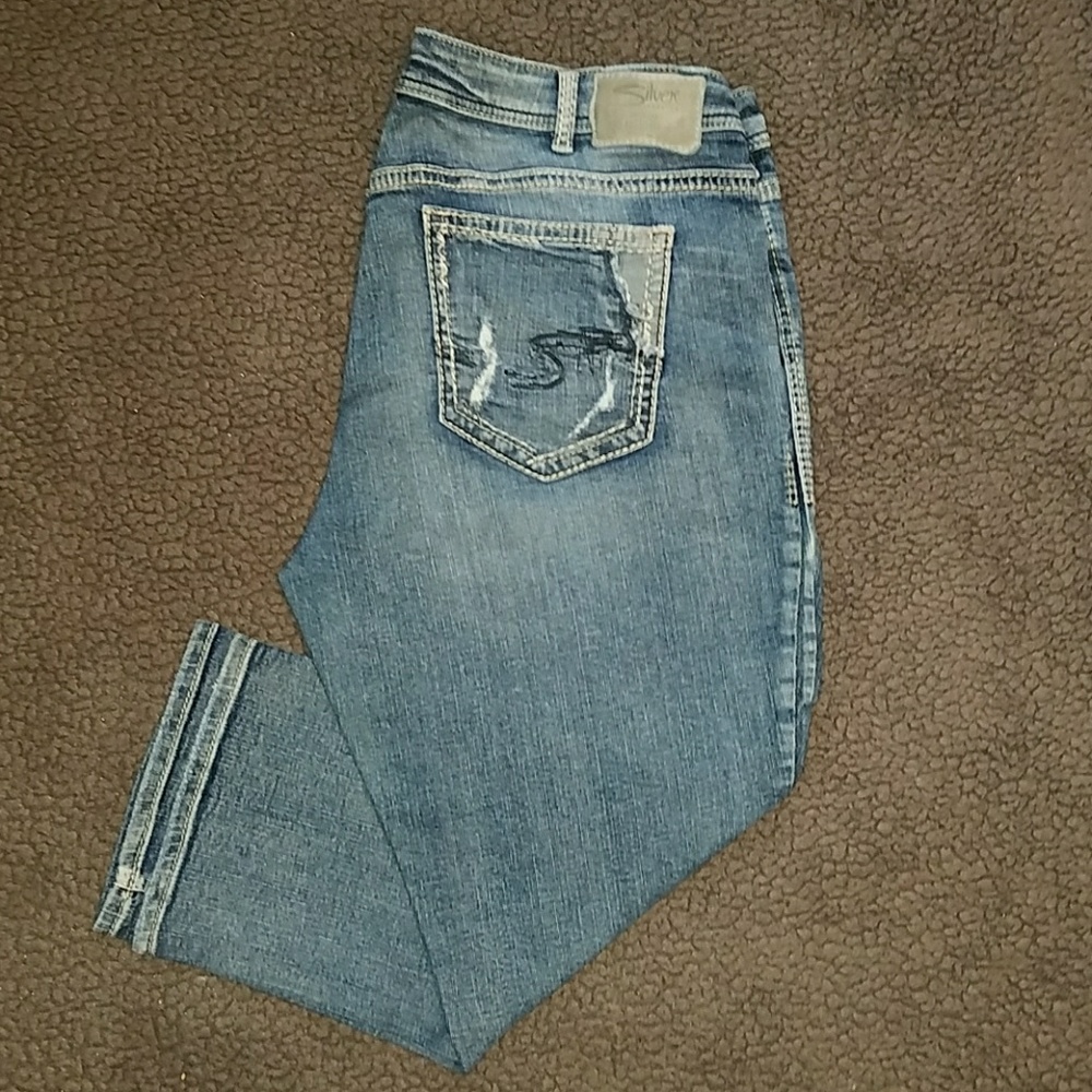 Silver Jeans Suki Capri 16 x 22 1/2